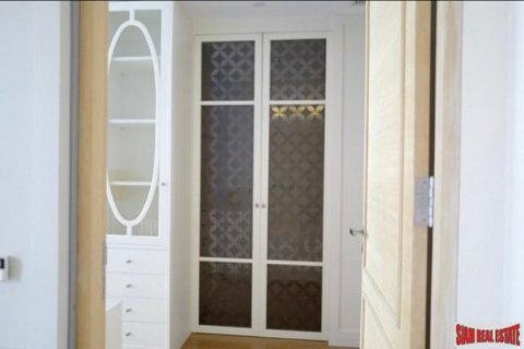 2 bedrooms Apartment in Bangkok, Thailand No. 96084 7