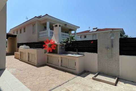 5 bedrooms House in Protaras, Cyprus No. 82706 3