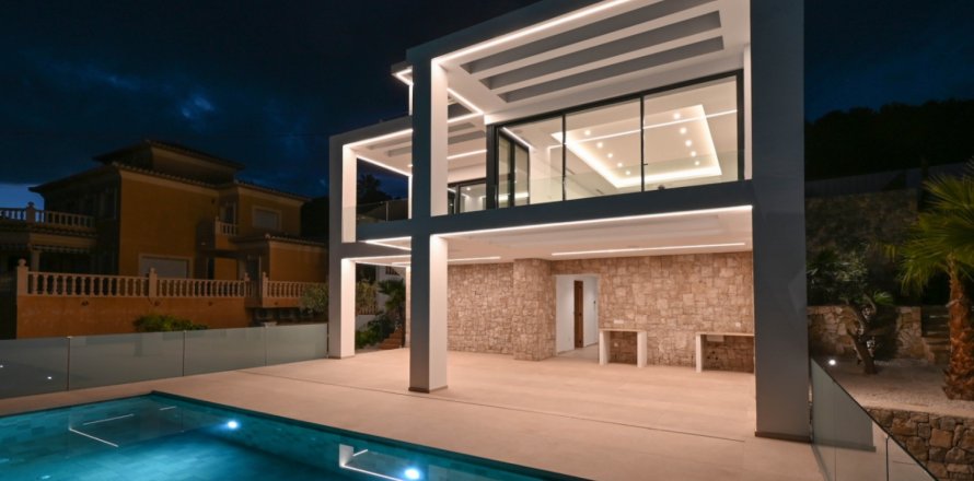 4 bedrooms Villa in Nam Ma, Vietnam No. 112094