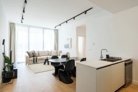 3 bedrooms Apartment in Limassol, Cyprus No. 99824 7