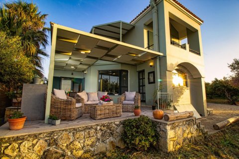 4 bedrooms House in Chania, Greece No. 78466 8