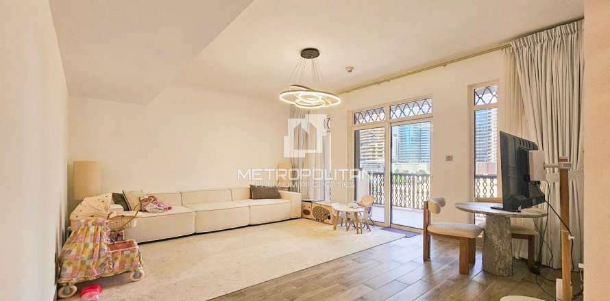 1 bedroom Apartment in Old Town, UAE No. 118996