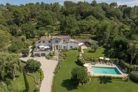 8 dormitorios Villa en Valbonne, France No. 78323 1