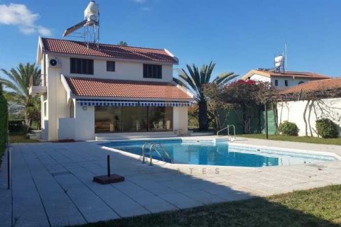 4 bedrooms Villa in Parekklisia, Cyprus No. 80789 2