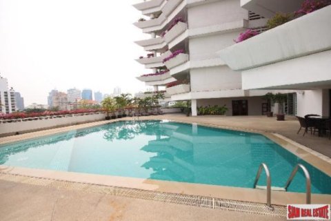 3 bedrooms Apartment in Bangkok, Thailand No. 97108 19