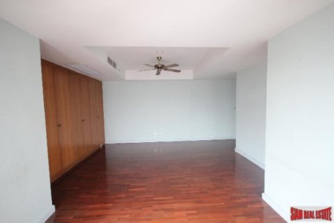 3 bedrooms Apartment in Bangkok, Thailand No. 97108 7