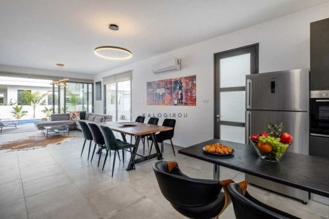 4 chambres House à Larnaca, Cyprus No. 76212 9