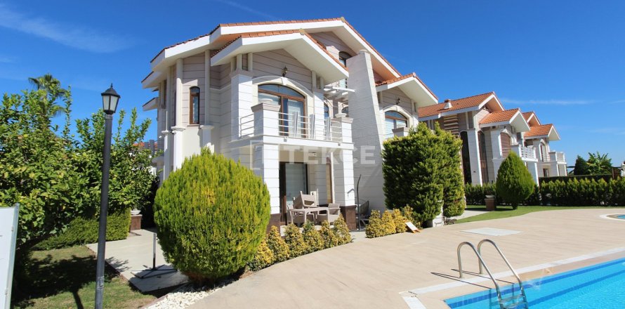 3 dormitorios Villa en Belek, Turkey No. 113106