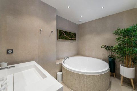 3 chambres Appartement à Courchevel, France No. 99504 8