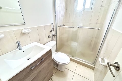 3 bedrooms House in Vista Alegre, Panama No. 109757 5