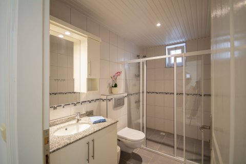 4 bedrooms Villa in Ninh Kieu, Vietnam No. 13273 26