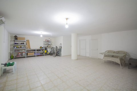 4 bedrooms Villa in Ninh Kieu, Vietnam No. 13273 28