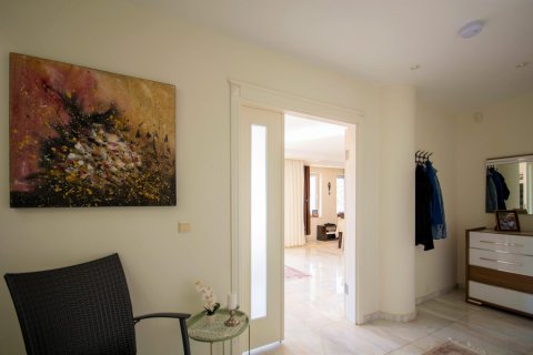 4 bedrooms Villa in Ninh Kieu, Vietnam No. 13273 17