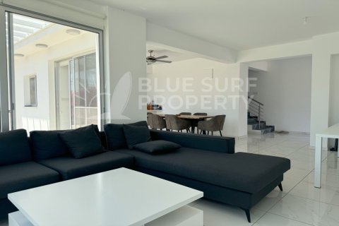 3 bedrooms Villa in Ayia Napa, Cyprus No. 104847 6