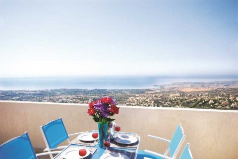 5 bedrooms Villa in Tala, Cyprus No. 72844 4