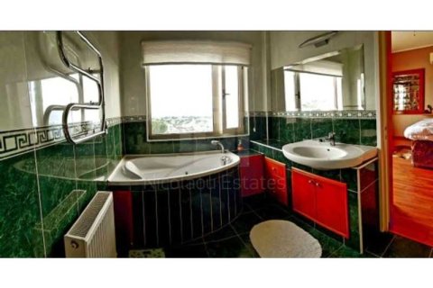 5 bedrooms House in Limassol, Cyprus No. 71659 3