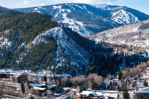 3 bedrooms Townhouse in Avon, USA No. 104536 24