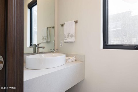 3 bedrooms Townhouse in Avon, USA No. 104536 6