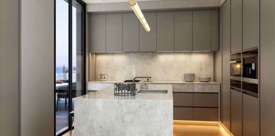 3 bedrooms Apartment in Limassol, Cyprus No. 105764