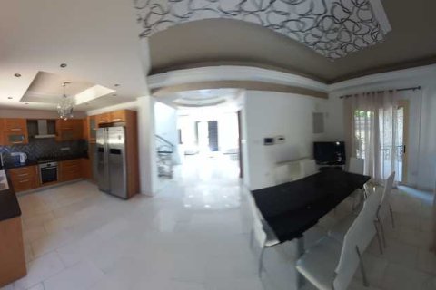6 dormitorios House en Germasogeia, Cyprus No. 63077 5
