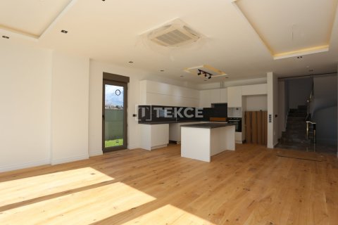 4 bedrooms Villa in Phu Tan, Vietnam No. 12712 9