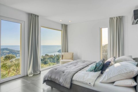 5 bedrooms Villa in Villefranche-sur-Mer, France No. 78585 25