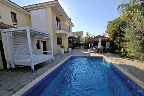 4 bedrooms Villa in Livadia, Cyprus No. 82632 6