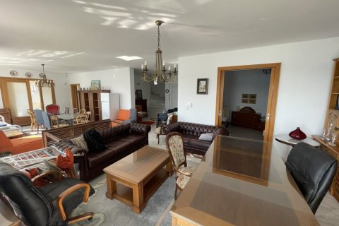 Вилла с 11 комнатами в Кавала, Греция №108451 13