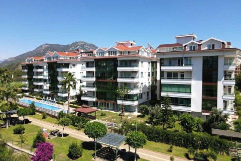 5 rooms Appartement à Kestel, Turkey No. 21390