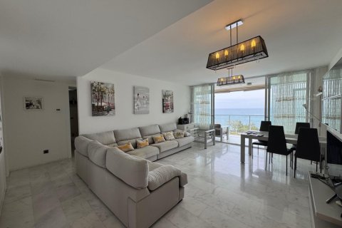 3 bedrooms Apartment in Villajoyosa, Spain No. 124798