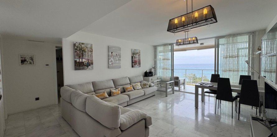 3 bedrooms Apartment in Villajoyosa, Spain No. 124798