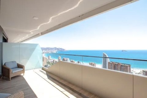 2 dormitorios Apartment en Benidorm, Spain No. 128609