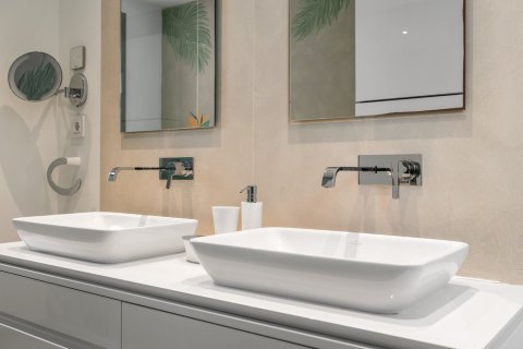 7 bedrooms Apartment in Thuan Nam, Vietnam No. 83910 6