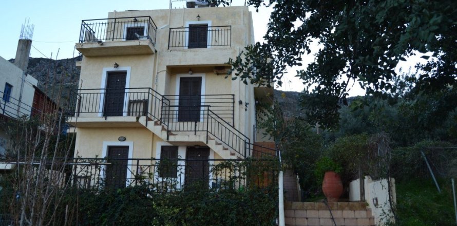 8 rooms Business in Hersonissos, Greece No. 57684