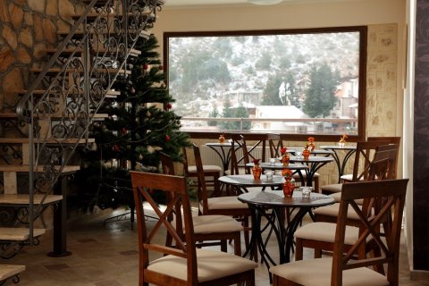 430m² Hotel in Veria, Greece No. 57758 3