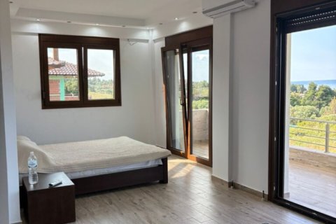 3 bedrooms House in Chalkidiki, Greece No. 107435 14