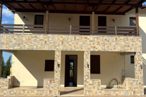 3 bedrooms House in Chalkidiki, Greece No. 107435 1