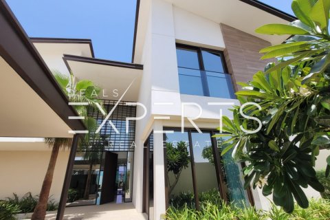 4 bedrooms Villa in Bavaria Town, Vietnam No. 77851 1