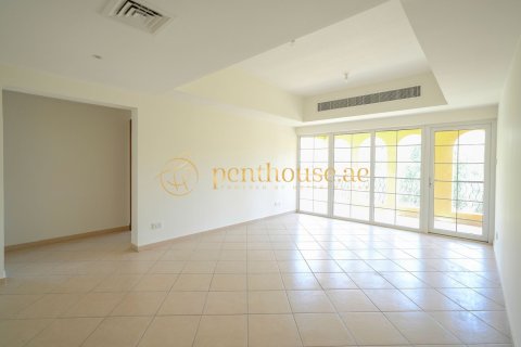 Таунхаус с 3 спальнями в Тханьчи, Вьетнам №94584 5