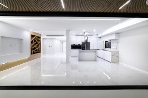 3 bedrooms Apartment in Limassol, Cyprus No. 64004 1