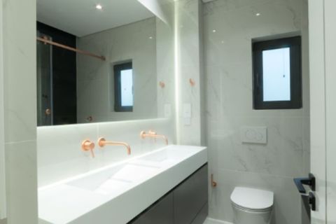 3 bedrooms Apartment in Limassol, Cyprus No. 64004 8