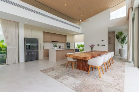300m² Villa à Phuket, Thailand No. 97405 13