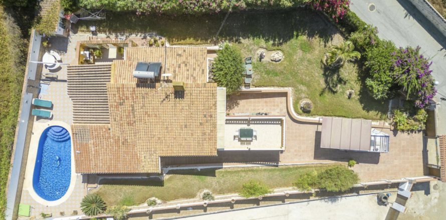 3 bedrooms House in Mijas Costa, Spain No. 109863