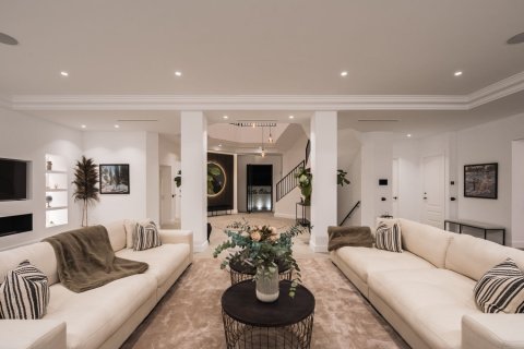 6 bedrooms Properties in Cat Trinh, Vietnam No. 83961 12