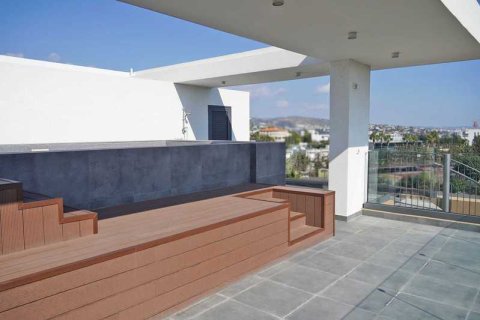 3 bedrooms Penthouse in Germasogeia, Cyprus No. 45688 1