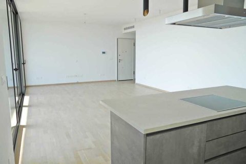 3 bedrooms Penthouse in Germasogeia, Cyprus No. 45688 6