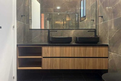 5 chambres House à Germasogeia, Cyprus No. 81711 7