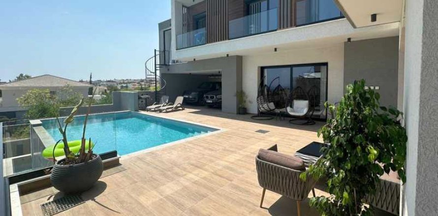 5 chambres House à Germasogeia, Cyprus No. 81711