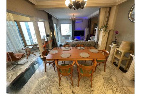4 bedrooms Apartment in Beyoglu, Turkey No. 115594
