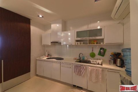 4 bedrooms Penthouse in Bangkok, Thailand No. 95629 21